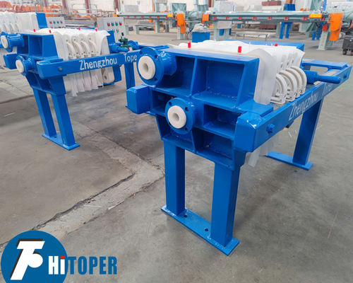 Small Scale Manual Filter Press 15L Filtration Chamber Volume 0.6Mpa Pressure